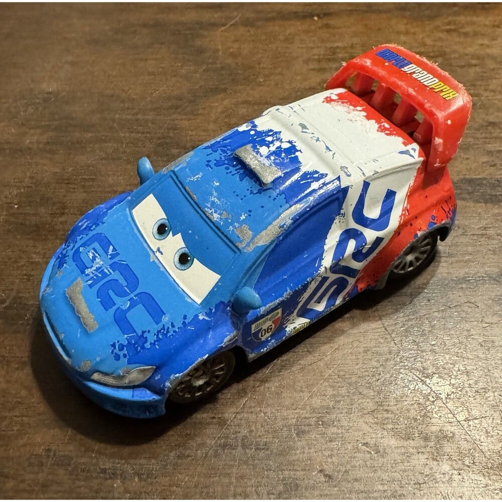 Disney Pixar Cars 2 Raoul Caroule 1:55 DieCast Metal Vehicle Mattel Heavy Wear